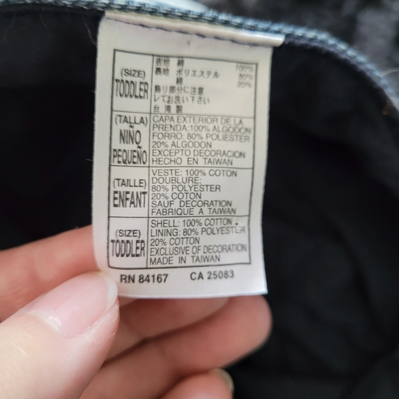 Disney Cap with many characters - Picture 10 of 10